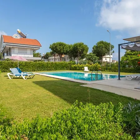 Belinda Villa