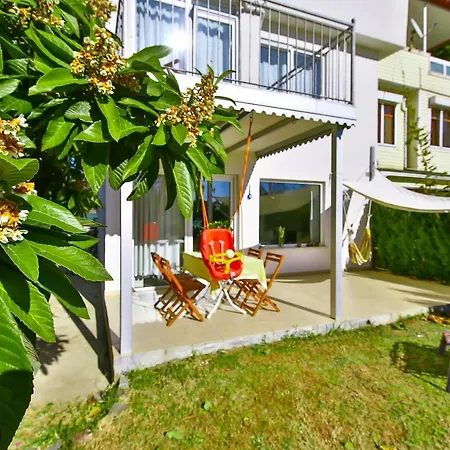 Belinda Villa *